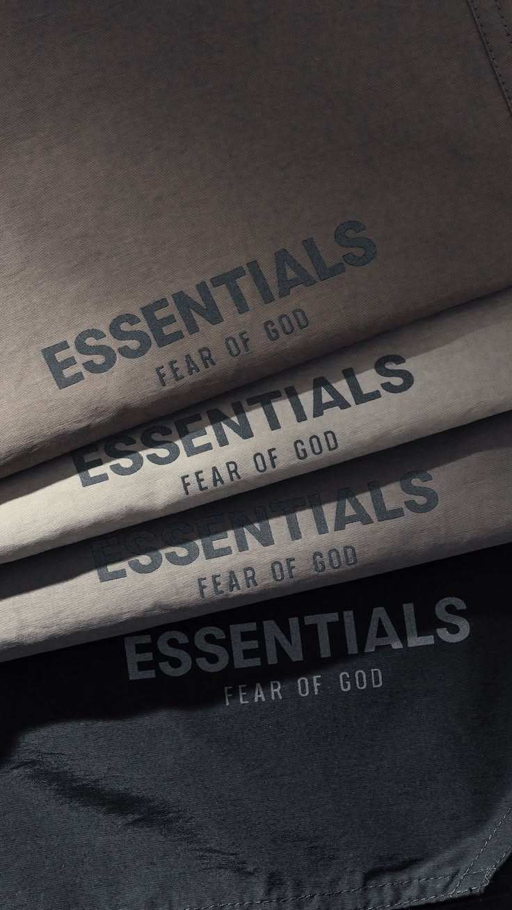 Fear of God Essentials FW20 T-Shirt Applique Moss